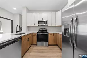 87-89 Mary 501, Paterson, NJ 07503 - Photo 2