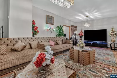 754 Highland Avenue, Newark, NJ 07104 - Photo 8