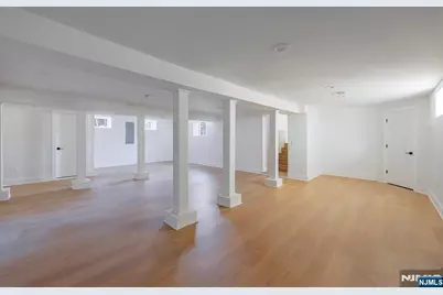 287 Orange Road, Montclair, NJ 07042 - Photo 34