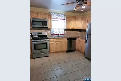 71 Teaneck Road, Ridgefield Park, NJ 07660 - Photo 6