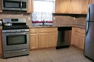 71 Teaneck Rd, Ridgefield Park, NJ 07660 - Photo 6