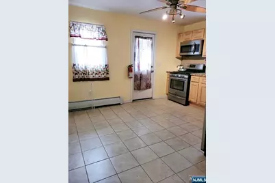 71 Teaneck Road, Ridgefield Park, NJ 07660 - Photo 4