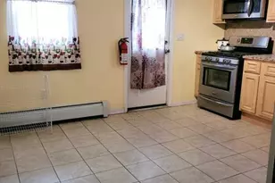 71 Teaneck Rd, Ridgefield Park, NJ 07660 - Photo 4