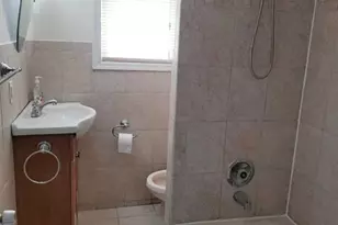 71 Teaneck Rd, Ridgefield Park, NJ 07660 - Photo 8