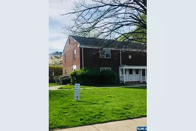 451 Heath Place 2 #2, Hackensack, NJ 07601 - Photo 1
