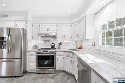 165 Page Drive, Oakland, NJ 07436 - Photo 14
