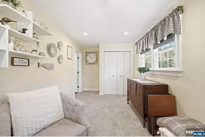 165 Page Drive, Oakland, NJ 07436 - Photo 18