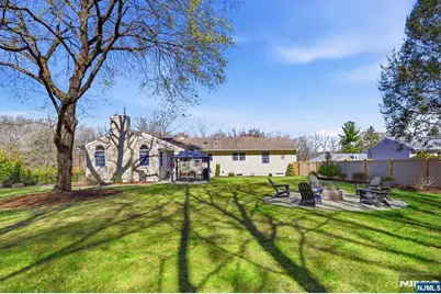 165 Page Drive, Oakland, NJ 07436 - Photo 42