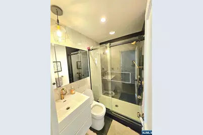 301 Glen Avenue, Ridgewood, NJ 07450 - Photo 10