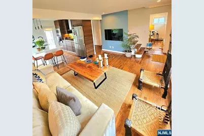 301 Glen Avenue, Ridgewood, NJ 07450 - Photo 1