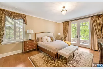 259 Indian Trail Drive, Franklin Lakes, NJ 07417 - Photo 18