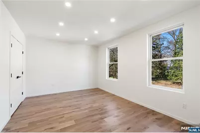 175 E Crescent Avenue, Allendale, NJ 07401 - Photo 22