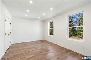 175 E Crescent Ave, Allendale, NJ 07401 - Photo 22