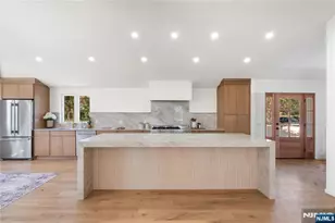 175 E Crescent Ave, Allendale, NJ 07401 - Photo 10