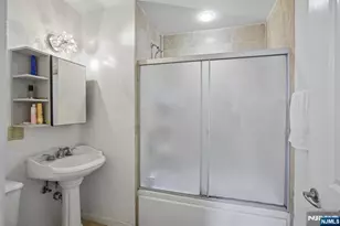 399 11th Street 205, Palisades Park, NJ 07650 - Photo 16