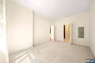 1105 Riverview Ave 105, Englewood, NJ 07631 - Photo 12