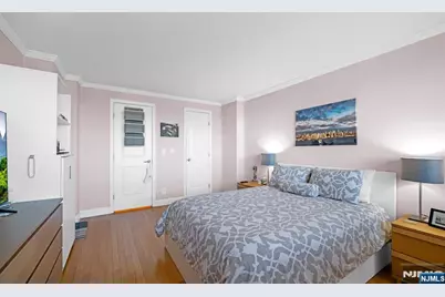 2000 Linwood Avenue 5B #5B, Fort Lee, NJ 07024 - Photo 14