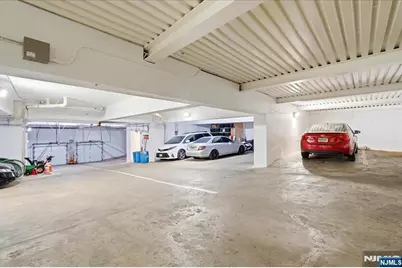 1906 Paterson Plank Road 2E #2E, North Bergen, NJ 07047 - Photo 26