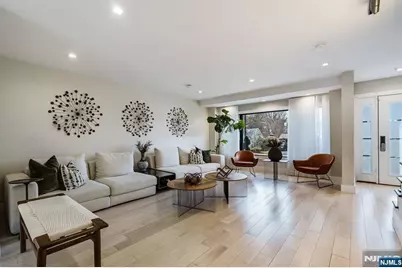 1013 Boulevard, New Milford, NJ 07646 - Photo 4