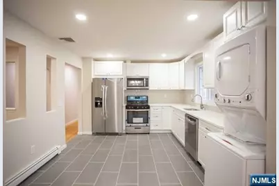 473 Lincoln Street B #B, Palisades Park, NJ 07650 - Photo 2