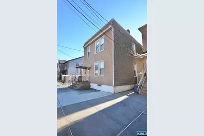 125 Malvern Street, Newark, NJ 07105 - Photo 2