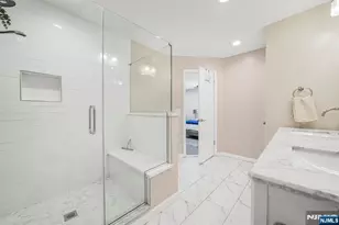 855 Valley Brook Ave 1B, Lyndhurst Township, NJ 07071 - Photo 18