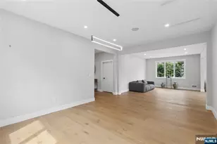 34 Merrifield Way, Cresskill, NJ 07626 - Photo 6