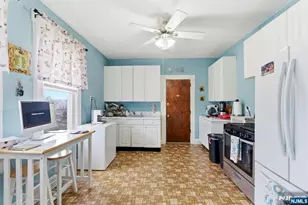 61 Aycrigg Ave, Passaic, NJ 07055 - Photo 32