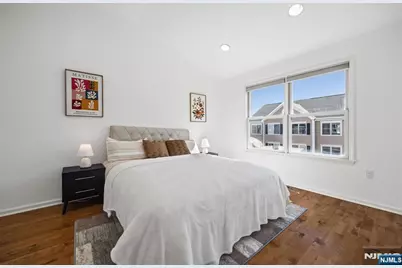 373 Kingston Court 373 #373, West New York, NJ 07093 - Photo 16