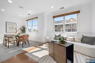 373 Kingston Ct 373, West New York, NJ 07093 - Photo 8