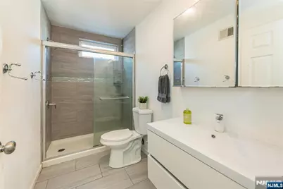 543-545 Livingston Street, Elizabeth, NJ 07206 - Photo 14
