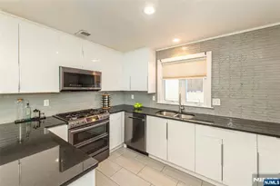 543-545 Livingston St, Elizabeth, NJ 07206 - Photo 8