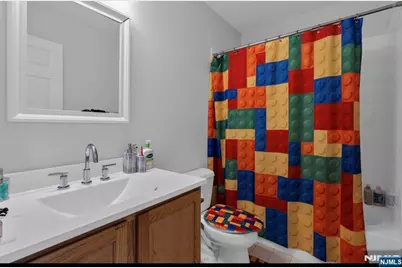 451 Hartford Drive 4052 #4052, Nutley, NJ 07110 - Photo 18