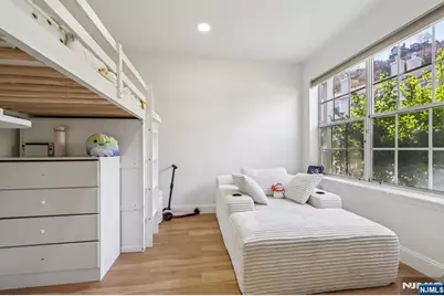 400 Crown Court 561 #561, Edgewater, NJ 07020 - Photo 10