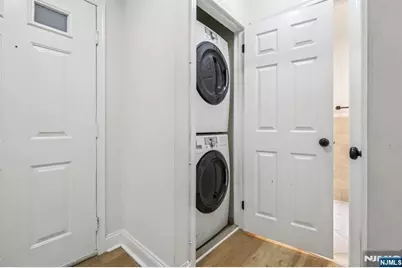 400 Crown Court 561 #561, Edgewater, NJ 07020 - Photo 16