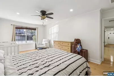 400 Crown Court 561 #561, Edgewater, NJ 07020 - Photo 12
