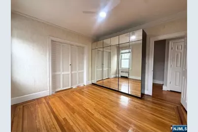231 Hillside Avenue 2nd #2nd, Leonia, NJ 07605 - Photo 1