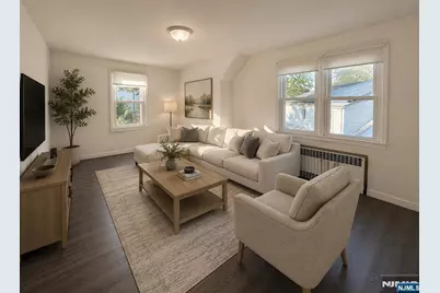 165 Oak Grove Avenue, Hasbrouck Heights, NJ 07604 - Photo 22