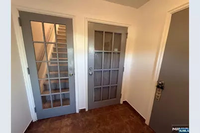 165 Oak Grove Avenue, Hasbrouck Heights, NJ 07604 - Photo 32
