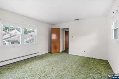 380 Howard Street, Washington Township, NJ 07676 - Photo 22