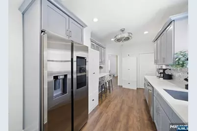 42 Spring Valley Avenue, Hackensack, NJ 07601 - Photo 10