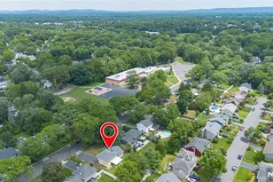 13 Lake Dr, Westwood, NJ 07675 - Photo 30