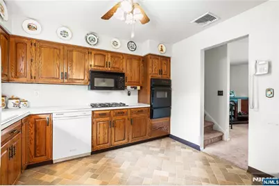 13 Lake Drive, Westwood, NJ 07675 - Photo 20