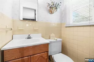 13 Lake Dr, Westwood, NJ 07675 - Photo 12