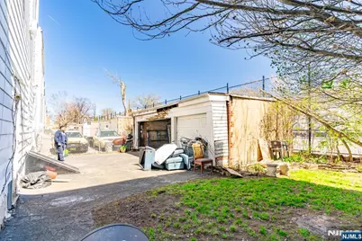 318 Ellery Avenue, Newark, NJ 07106 - Photo 38