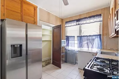 318 Ellery Avenue, Newark, NJ 07106 - Photo 18