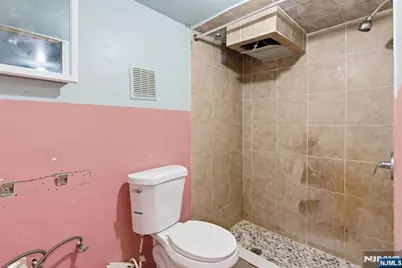 318 Ellery Avenue, Newark, NJ 07106 - Photo 30