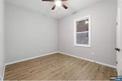 327 S Orange Avenue 1 #1, Newark, NJ 07103 - Photo 8