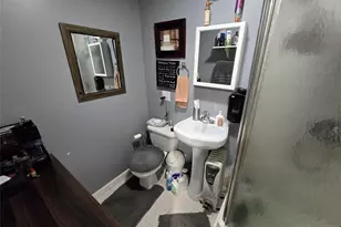 598 Broad St, Carlstadt, NJ 07072 - Photo 28