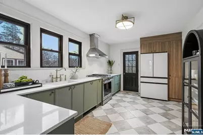 181 Mitchell Street, West Orange Township, NJ 07052 - Photo 12